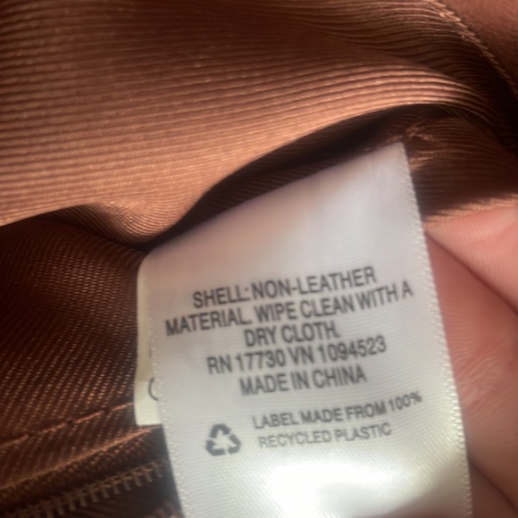 Universal Thread Purse - Picture 5 of 6